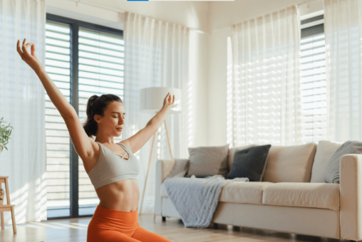 Frau beim Yoga
