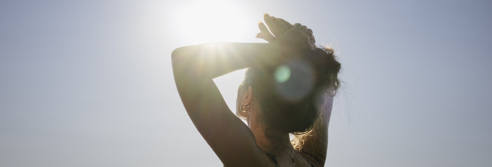 Frau in der Sonne